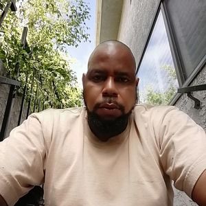 Meet your Posher, Dee